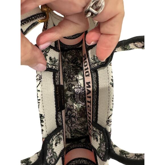 MINI DIOR BOOK TOTE WHITE MULTICOLOR D-FLORAL EMBROIDERY - Picture 5 of 6